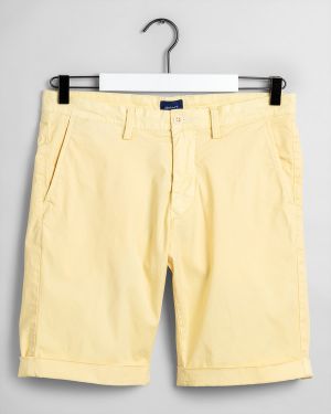REGULAR FIT SUNFADED SHORTS-FUDGE