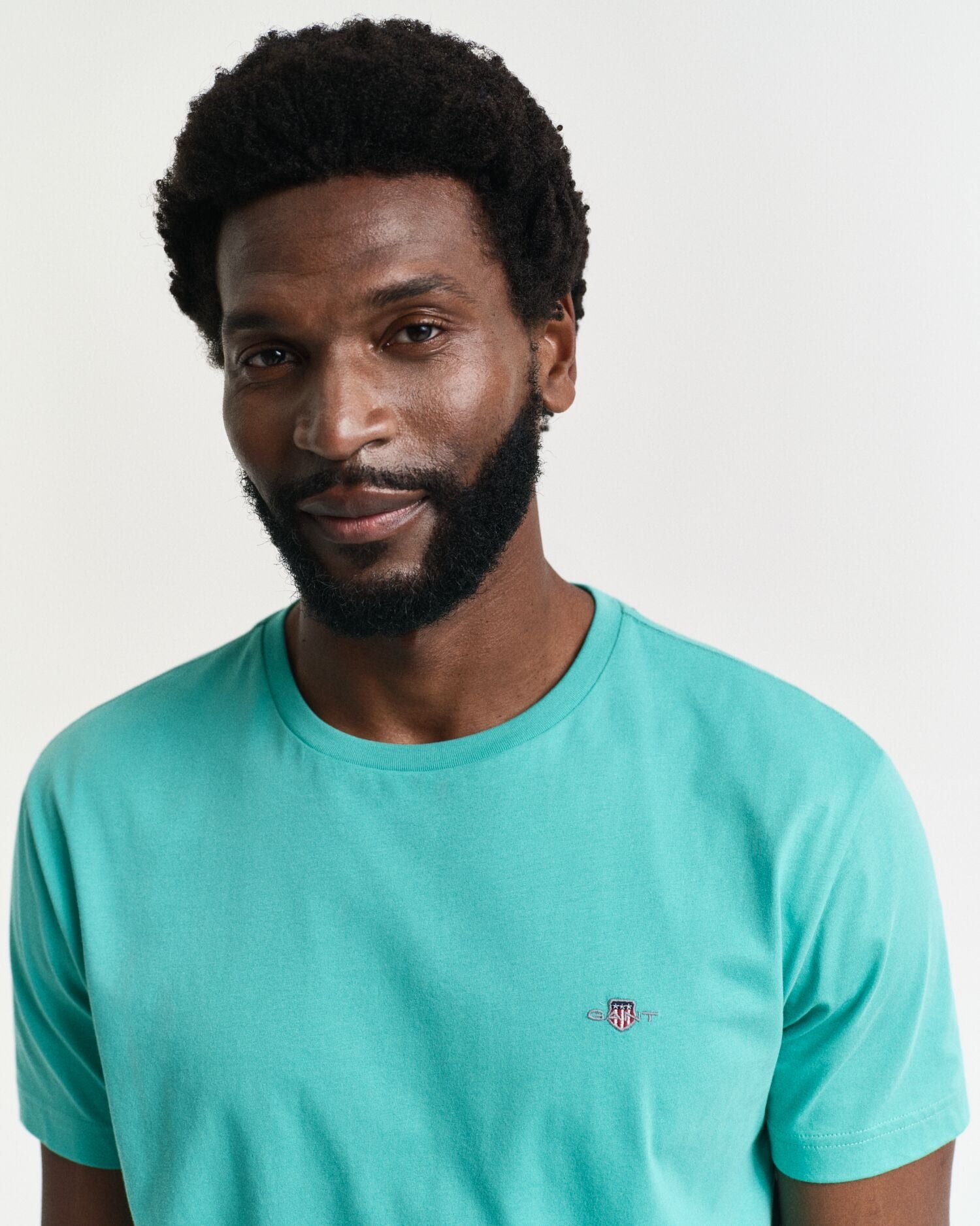 REG SHIELD SS T-SHIRT-BAY GREEN