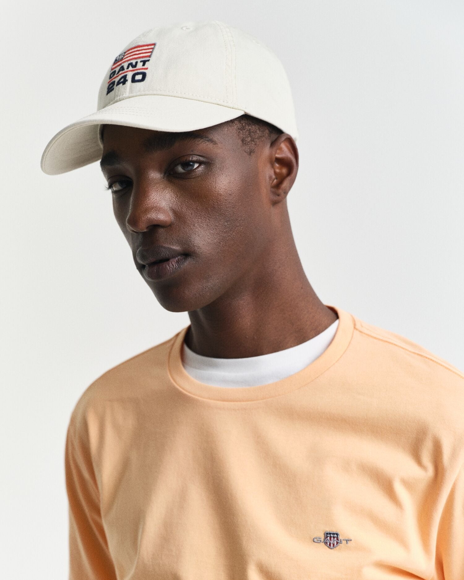 REG SHIELD SS T-SHIRT-PEACHY ORANGE