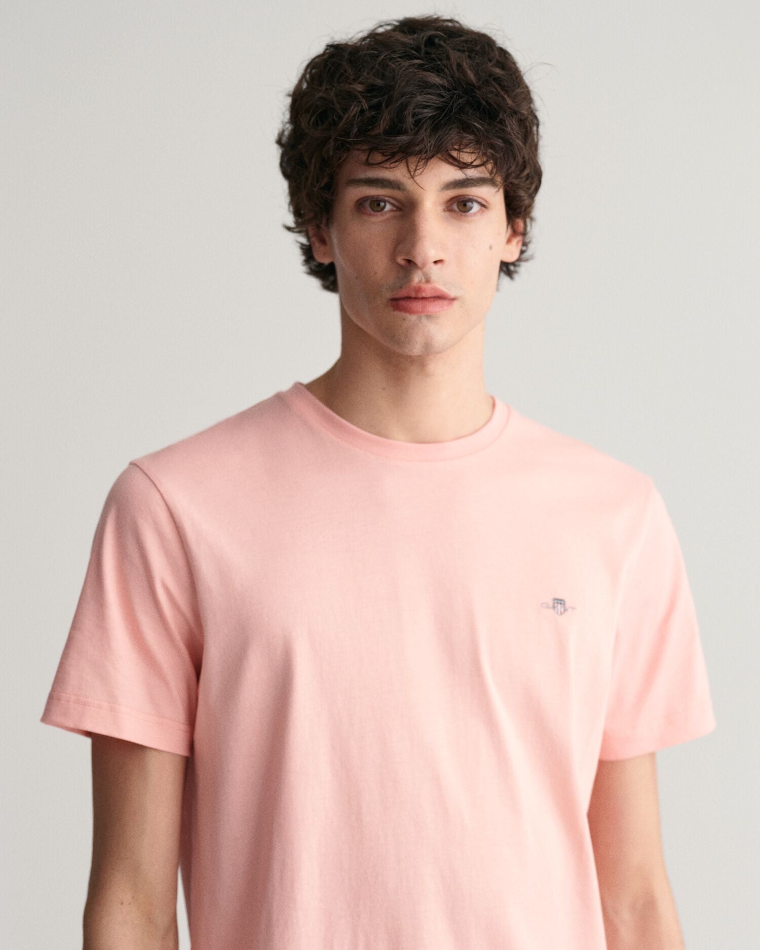 REG SHIELD SS T-SHIRT-BUBBELGUM PINK