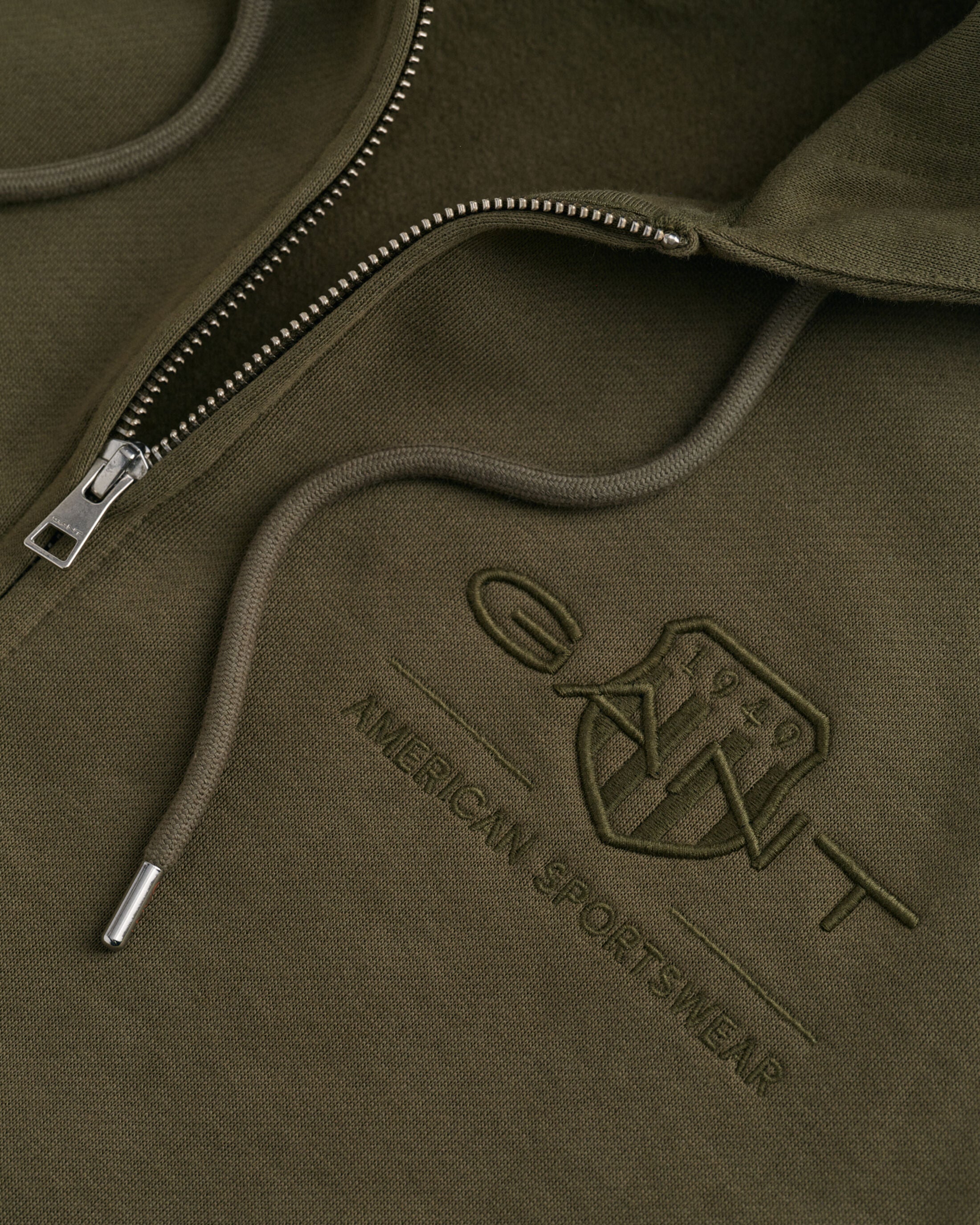 REG TONAL SHIELD FULL ZIP HOODIE-RACING GREEN
