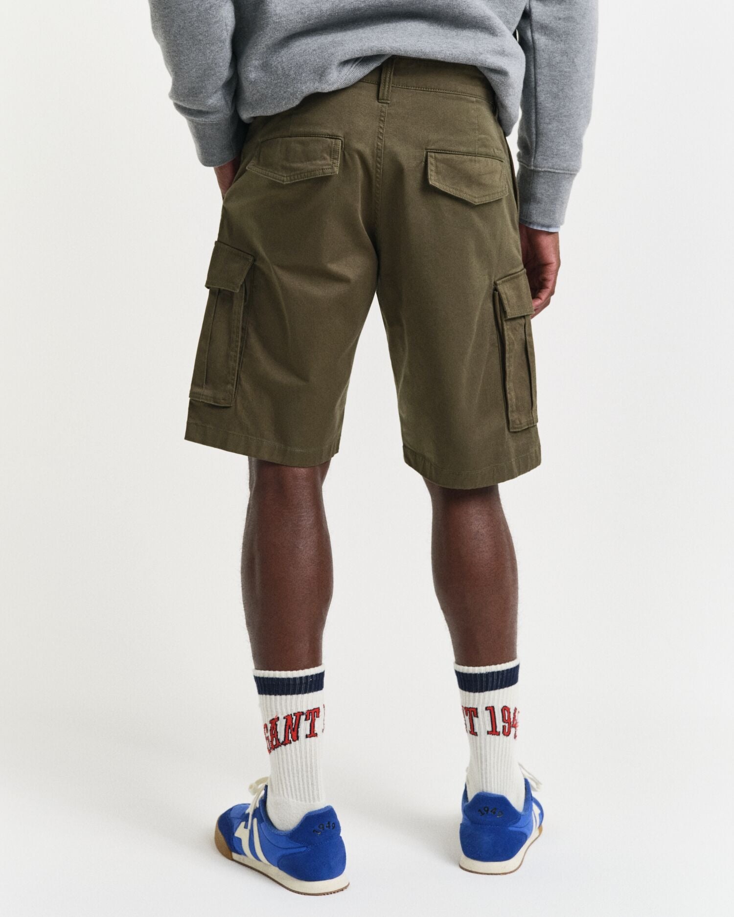 RELAXED TWILL CARGO SHORTS-RACING GREEN