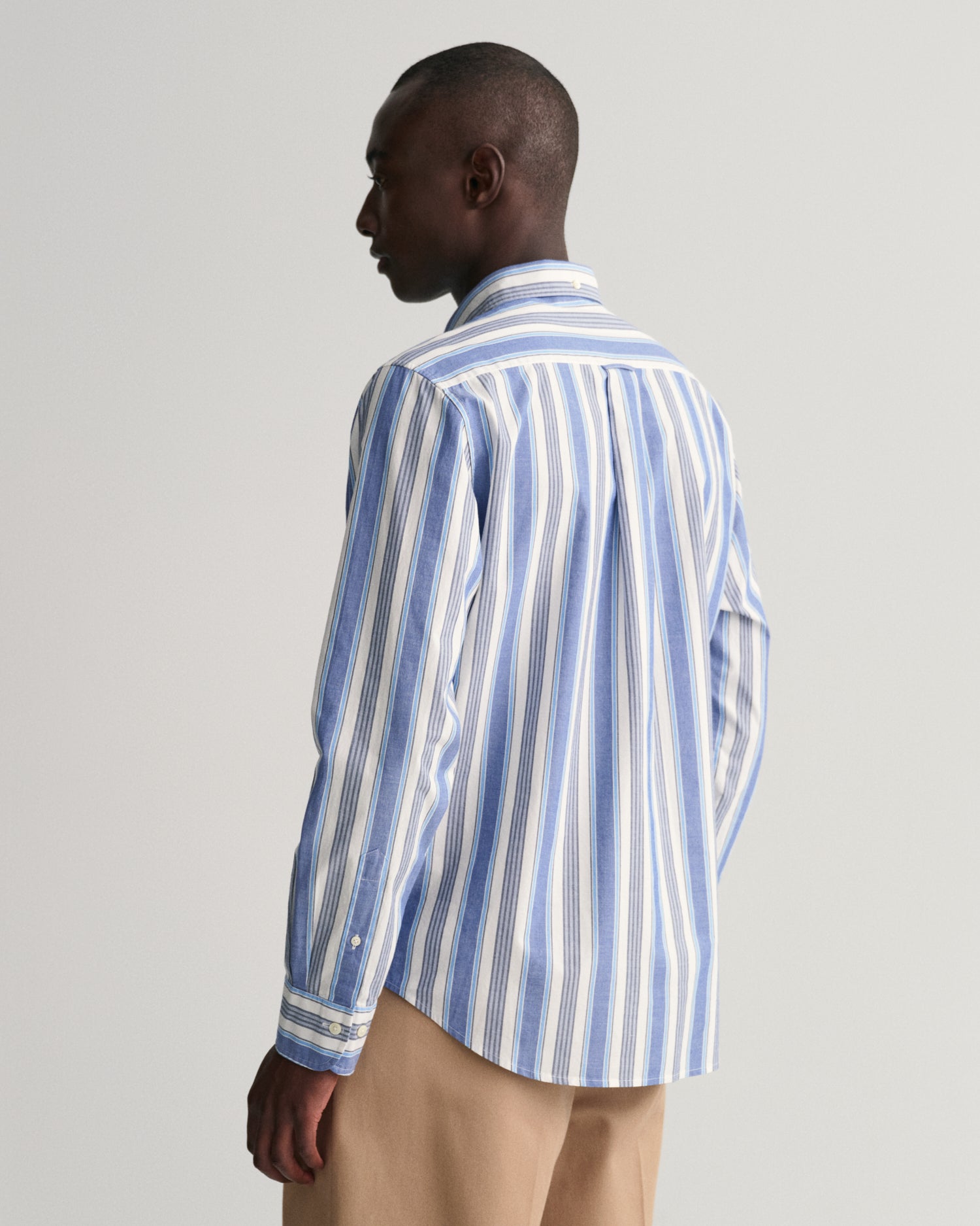 REG UT COLORFUL STRIPE SHIRT-COLLEGE BLUE