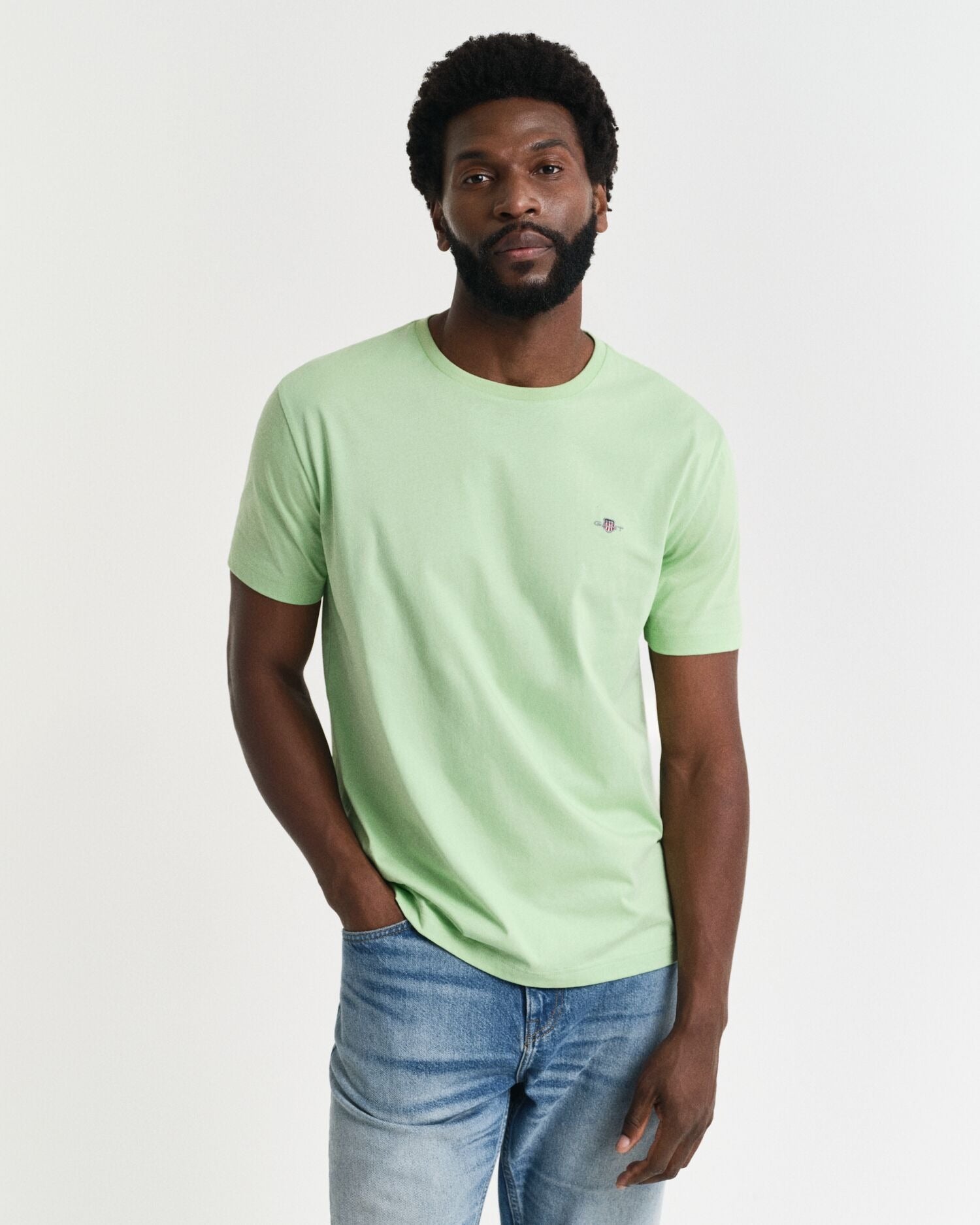 REG SHIELD SS T-SHIRT-FIELD GREEN