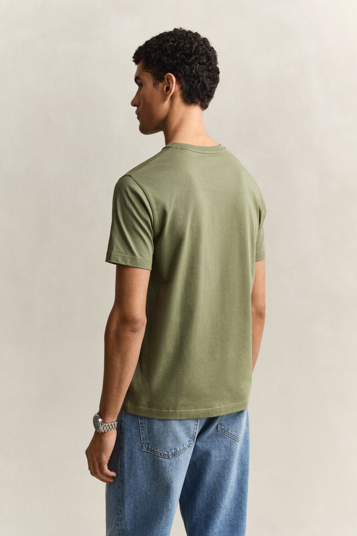 REG ARCHIVE SHIELD SS T-SHIRT-DRY HERB GREEN