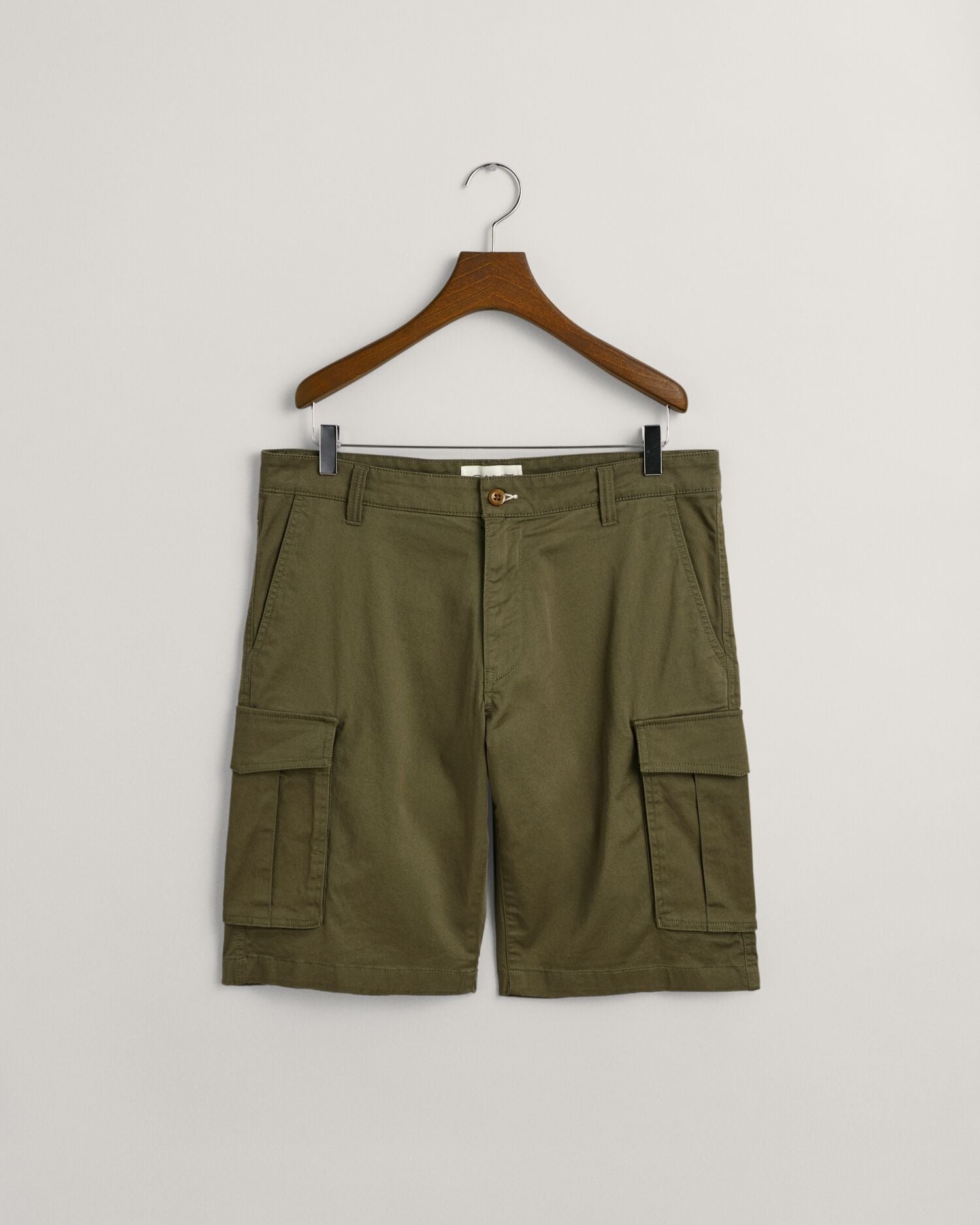 RELAXED TWILL CARGO SHORTS-RACING GREEN