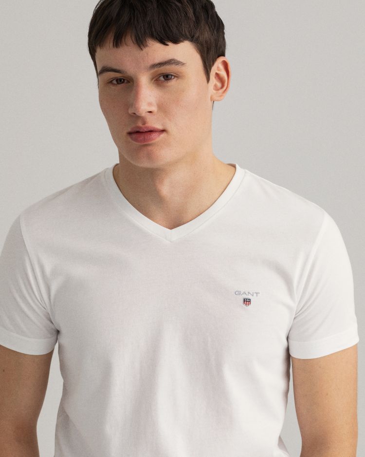 THE ORIGINAL FITTED SLIM V-NECK T-SHIRT-WHITE