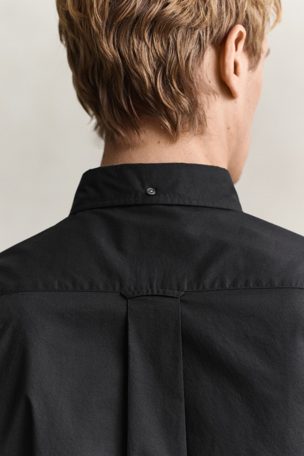 REG CLASSIC POPLIN SHIRT-BLACK