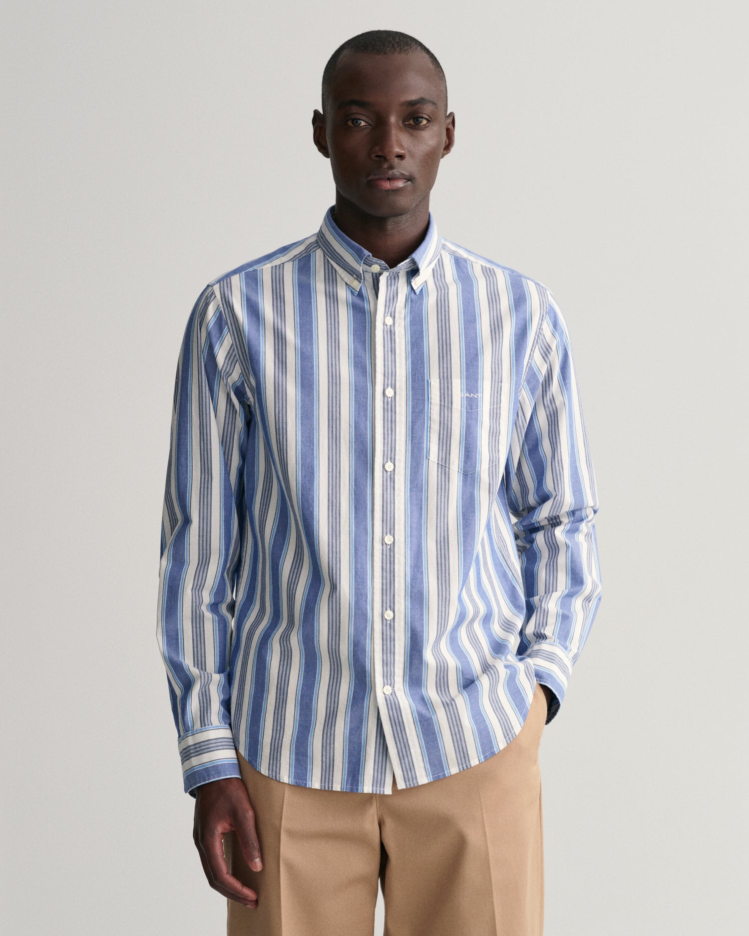 REG UT COLORFUL STRIPE SHIRT-COLLEGE BLUE