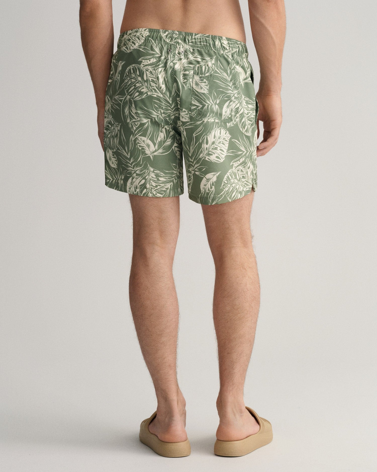 CF TROPICAL LEAVES PRINT SW SHORTS-KALAMATA GREEN